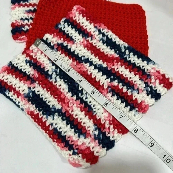 Hand Crocheted Washcloth/Dishcloth - Set of 3 - Picture 4 of 5